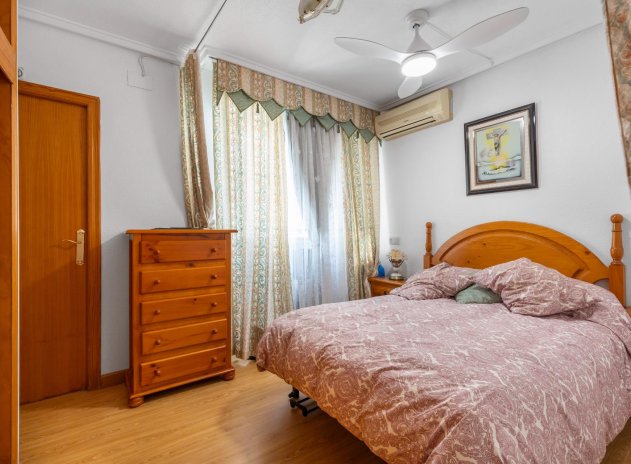 Herverkoop - Appartement - Torrevieja - Playa del Cura