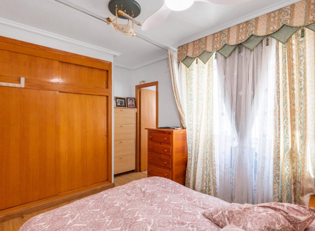 Herverkoop - Appartement - Torrevieja - Playa del Cura