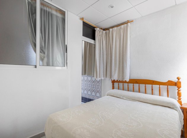 Herverkoop - Appartement - Torrevieja - Playa del Cura