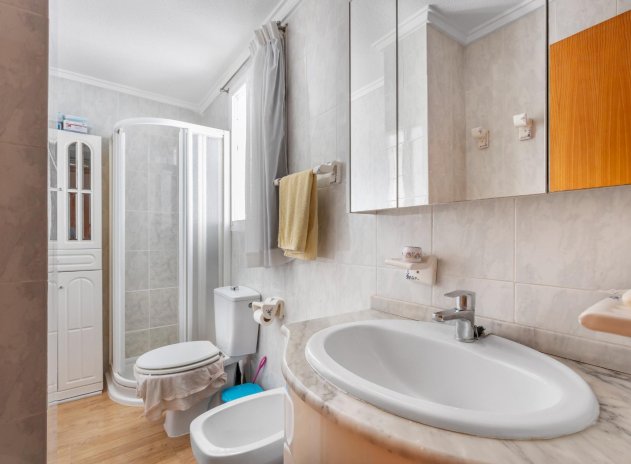 Herverkoop - Appartement - Torrevieja - Playa del Cura