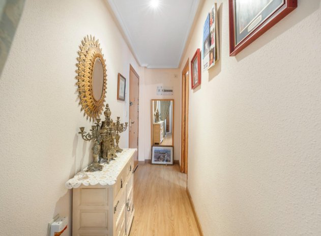 Herverkoop - Appartement - Torrevieja - Playa del Cura