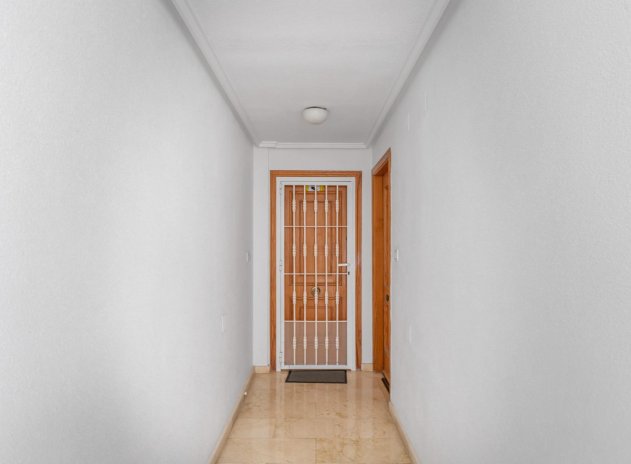 Herverkoop - Appartement - Torrevieja - Playa del Cura