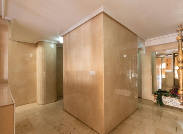 Herverkoop - Appartement - Torrevieja - Playa del Cura