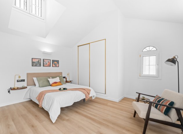 Herverkoop - Rijwoning - Villamartin - Villamartín