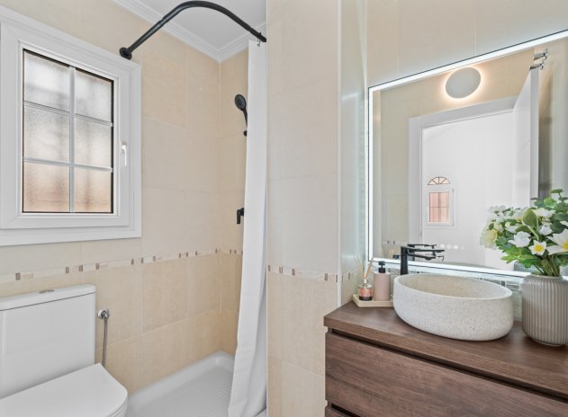 Herverkoop - Rijwoning - Villamartin - Villamartín