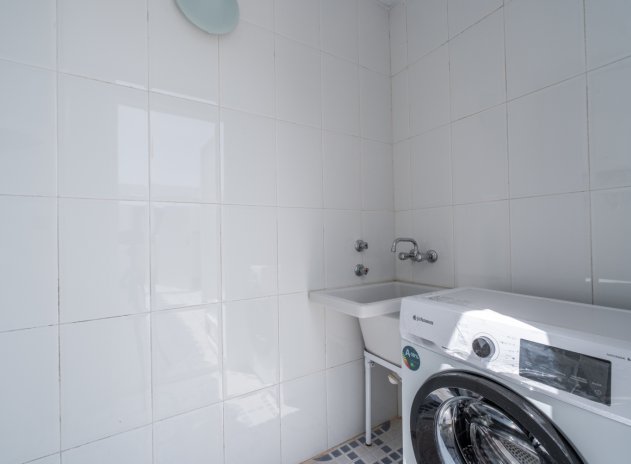 Herverkoop - Rijwoning - Villamartin - Villamartín