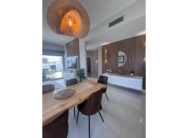 Wiederverkauf - Villa - Villamartin - PAU 8