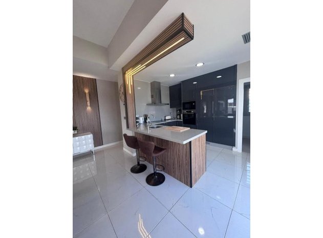 Wiederverkauf - Villa - Villamartin - PAU 8