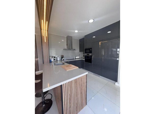 Wiederverkauf - Villa - Villamartin - PAU 8