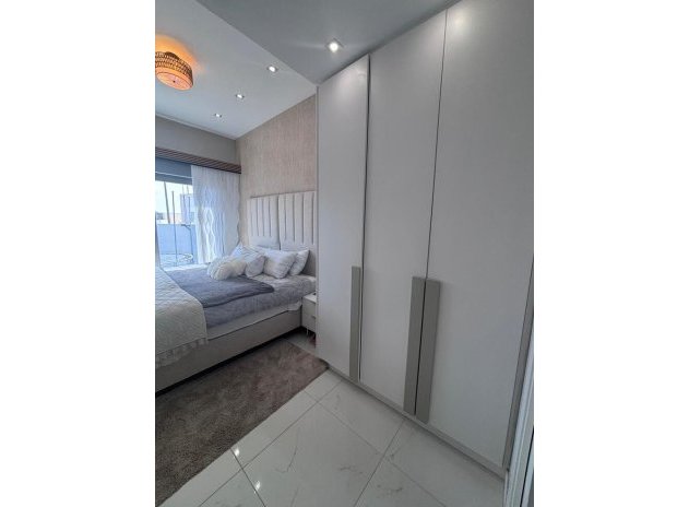 Wiederverkauf - Villa - Villamartin - PAU 8