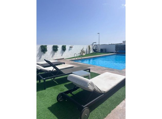 Wiederverkauf - Villa - Villamartin - PAU 8