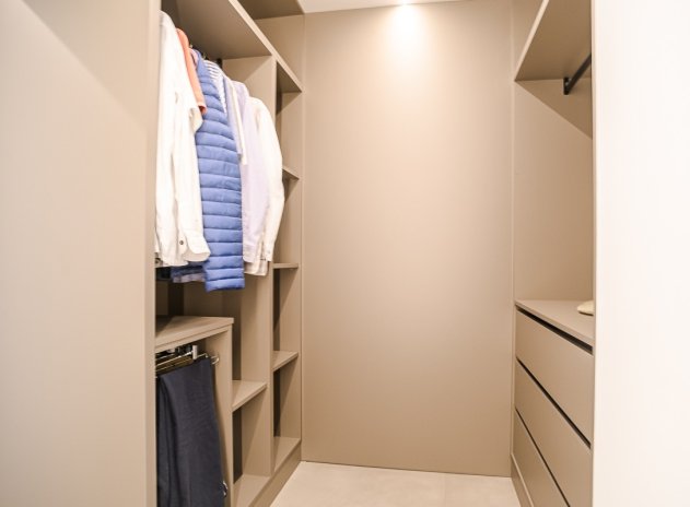 Reventa - Apartamento / Piso - Torrevieja - Acequion