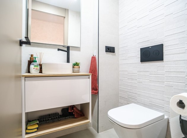 Reventa - Apartamento / Piso - Torrevieja - Acequion