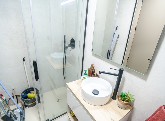 Reventa - Apartamento / Piso - Torrevieja - Acequion