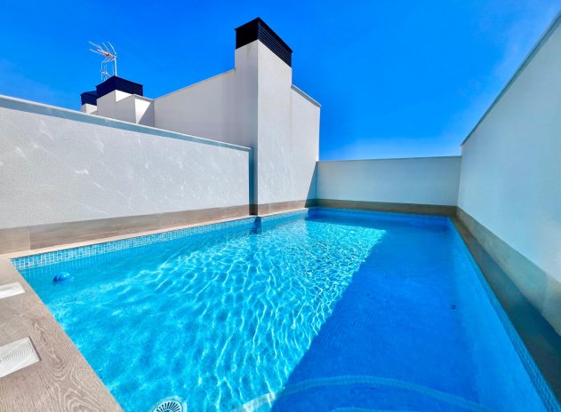Resale - Apartment / Flat * - Torrevieja *
