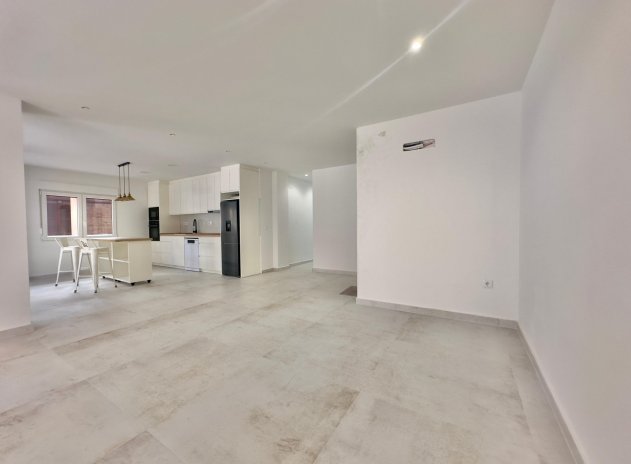 Herverkoop - Appartement - Torrevieja - Acequion