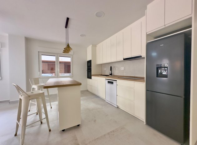 Herverkoop - Appartement - Torrevieja - Acequion