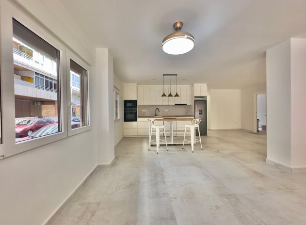 Herverkoop - Appartement - Torrevieja - Acequion