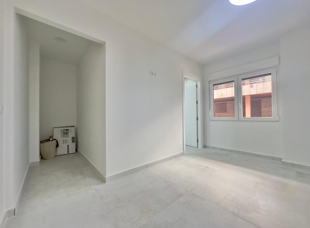 Herverkoop - Appartement - Torrevieja - Acequion