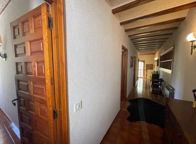 Revente - Finca / Maison Rurale - Elda