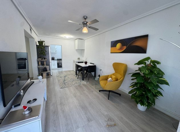 Herverkoop - Appartement - Torrevieja - La Siesta