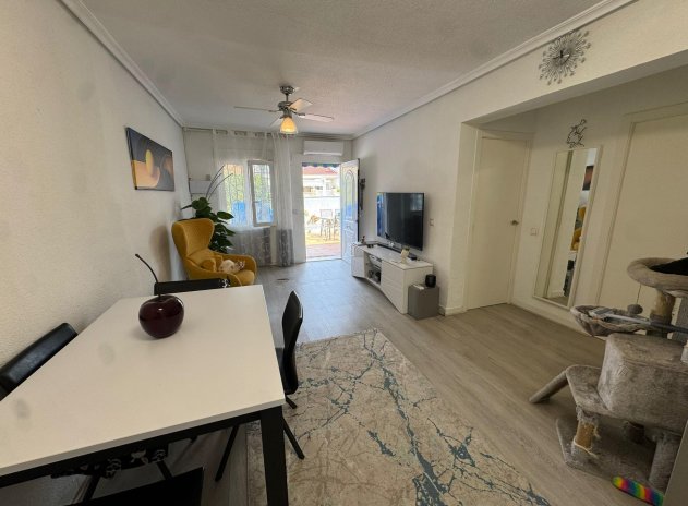 Herverkoop - Appartement - Torrevieja - La Siesta