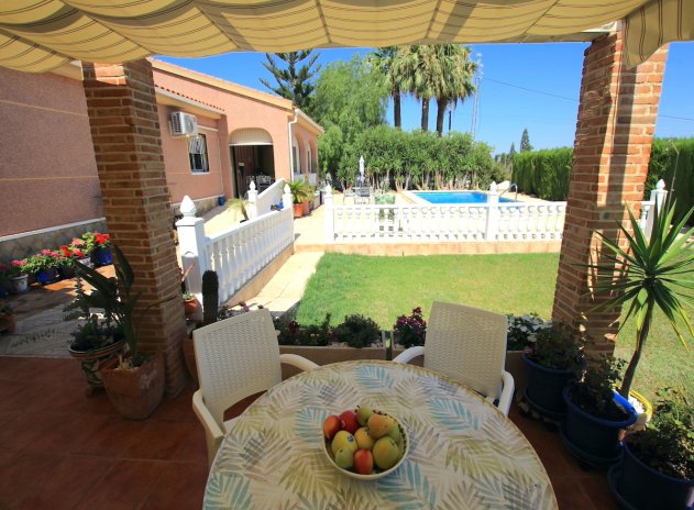 Herverkoop - Finca / Plattelands Woning - Daya Vieja