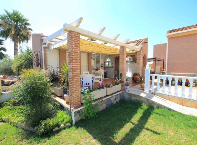 Herverkoop - Finca / Plattelands Woning - Daya Vieja