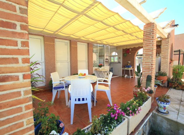 Herverkoop - Finca / Plattelands Woning - Daya Vieja