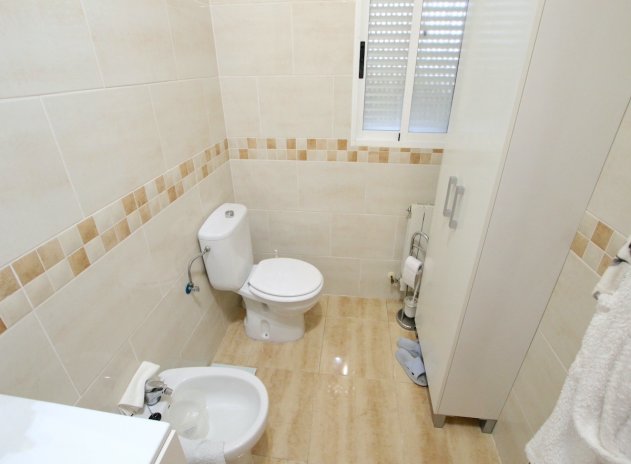 Herverkoop - Finca / Plattelands Woning - Daya Vieja