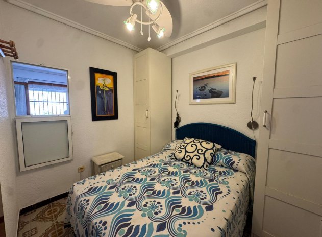 Herverkoop - Appartement - Torrevieja - Playa de los Naufragos