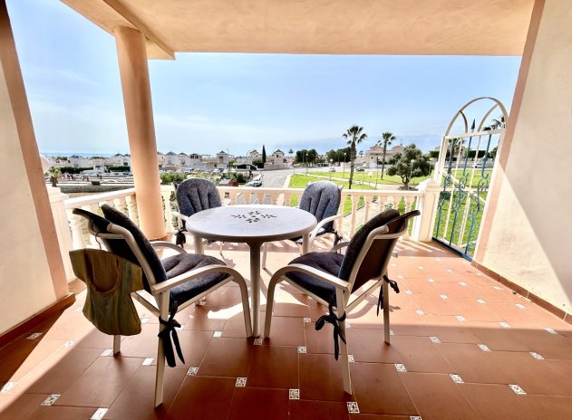 Resale - Apartment / Flat * - Los Altos *