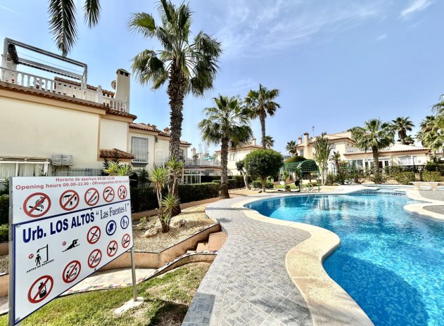 Resale - Apartment / Flat * - Los Altos *