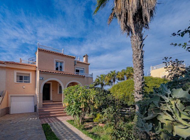 Herverkoop - Villa - Torrevieja - El chaparral