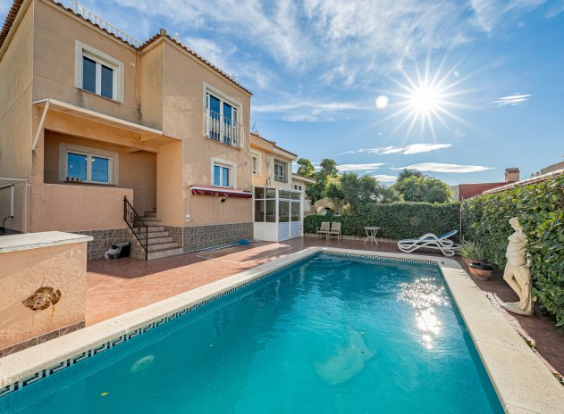 Herverkoop - Villa - Torrevieja - El chaparral