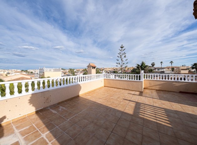 Herverkoop - Villa - Torrevieja - El chaparral