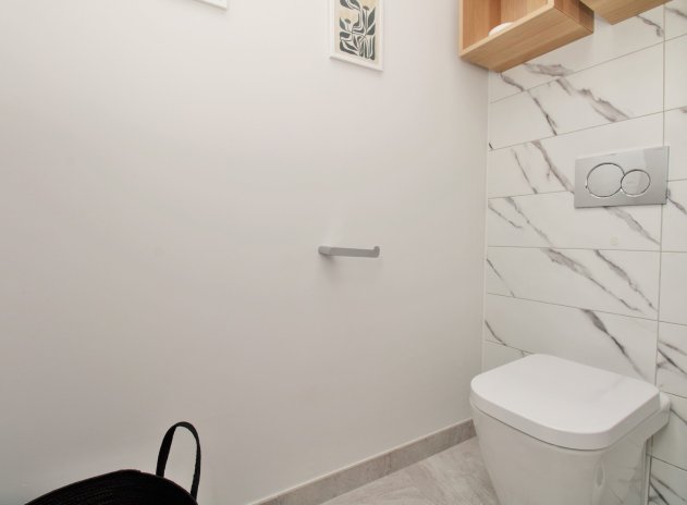 Resale - Apartment / Flat * - Villamartin * - Villamartín * 