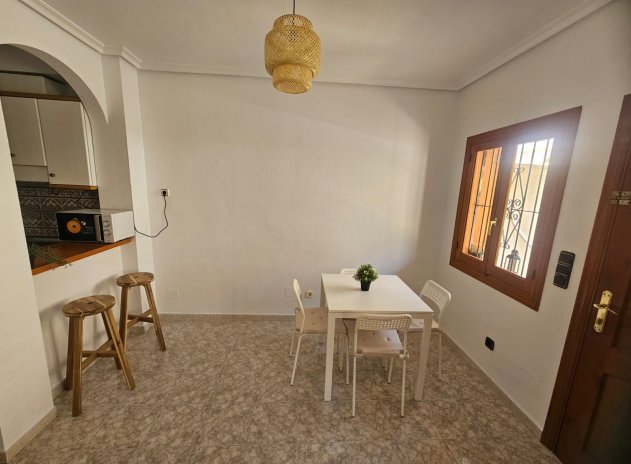 Herverkoop - Appartement -  - Playa Flamenca