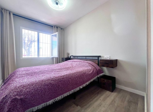Wiederverkauf - Wohnung - Orihuela Costa - La Regia
