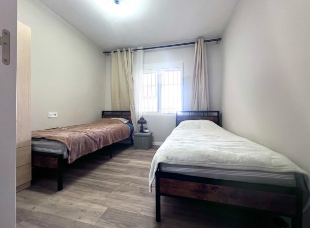 Wiederverkauf - Wohnung - Orihuela Costa - La Regia