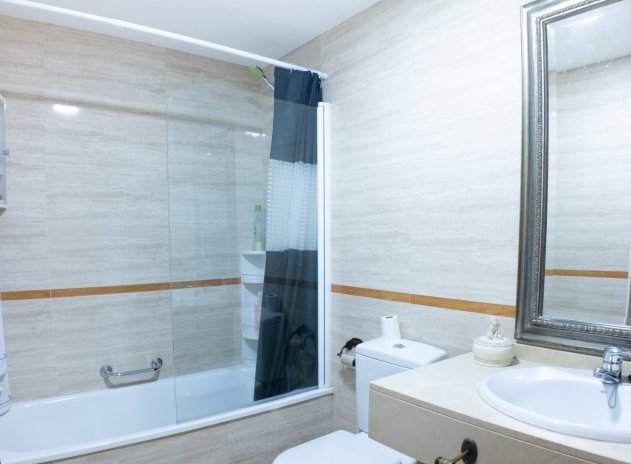 Resale - Apartment / Flat * - Villajoyosa * - Villajoyosa * 