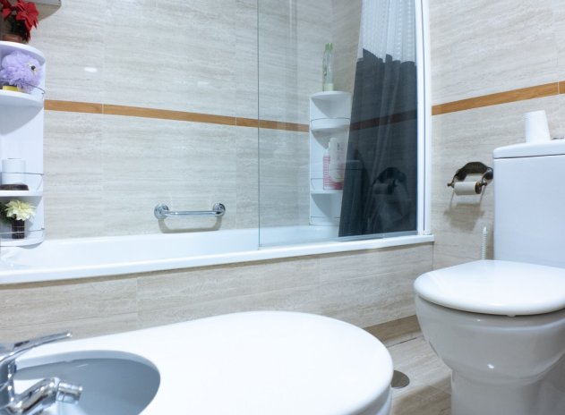 Resale - Apartment / Flat * - Villajoyosa * - Villajoyosa * 