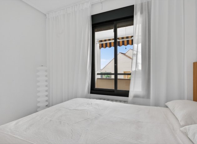 Herverkoop - Appartement - Orihuela Costa - Campoamor
