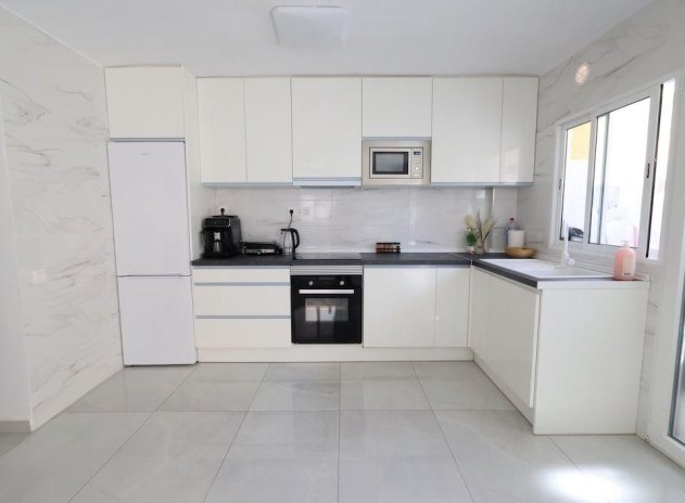 Herverkoop - Appartement - Torrevieja - Acequion