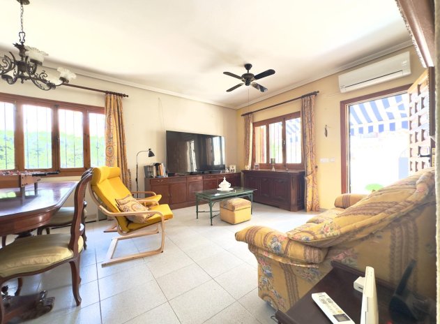 Herverkoop - Villa - Orihuela Costa - La Zenia