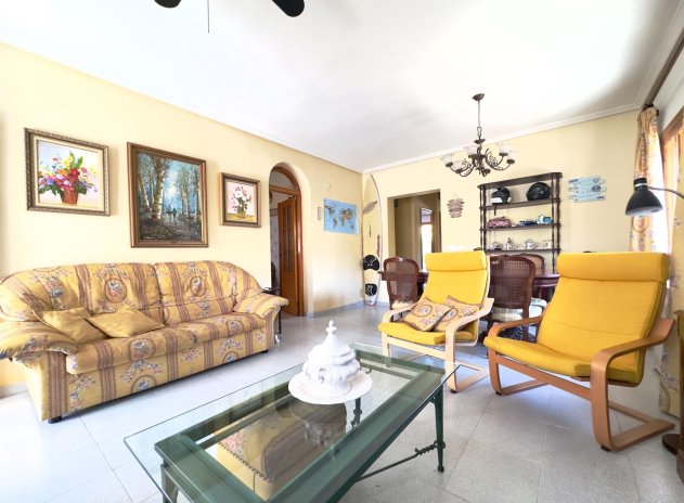 Herverkoop - Villa - Orihuela Costa - La Zenia