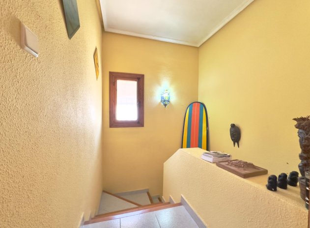 Herverkoop - Villa - Orihuela Costa - La Zenia