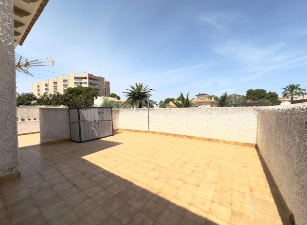 Herverkoop - Villa - Orihuela Costa - La Zenia