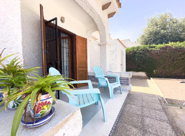 Herverkoop - Villa - Orihuela Costa - La Zenia