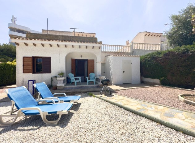 Herverkoop - Villa - Orihuela Costa - La Zenia